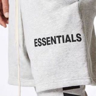 フィアオブゴッド(FEAR OF GOD)のfog essential パンツ レギンス セット 今週限定価格😍(ショートパンツ)