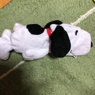 Snoopy スヌーピーぬいぐるみペンケースの通販 ラクマ