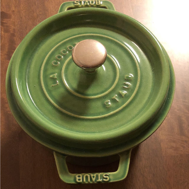 STAUB by taka' s shop|ストウブならラクマ - STAUBの通販 セール新品