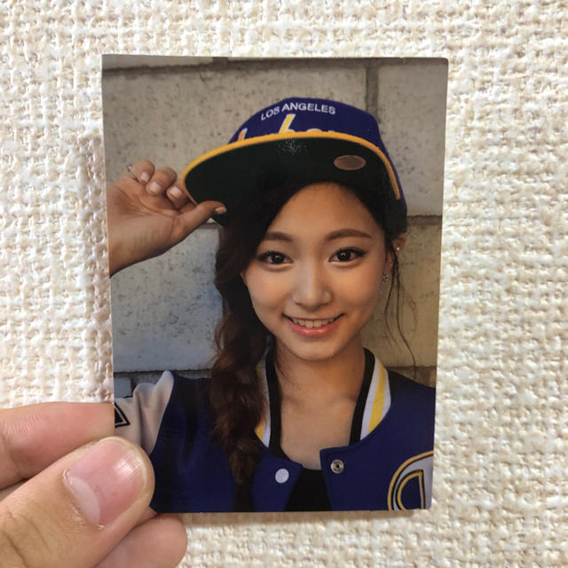 TWICE トレカ エンタメ/ホビーのタレントグッズ(アイドルグッズ)の商品写真