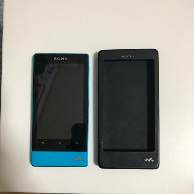 WALKMAN(ウォークマン)のWALKMAN NW-F805 16G スマホ/家電/カメラのオーディオ機器(ポータブルプレーヤー)の商品写真