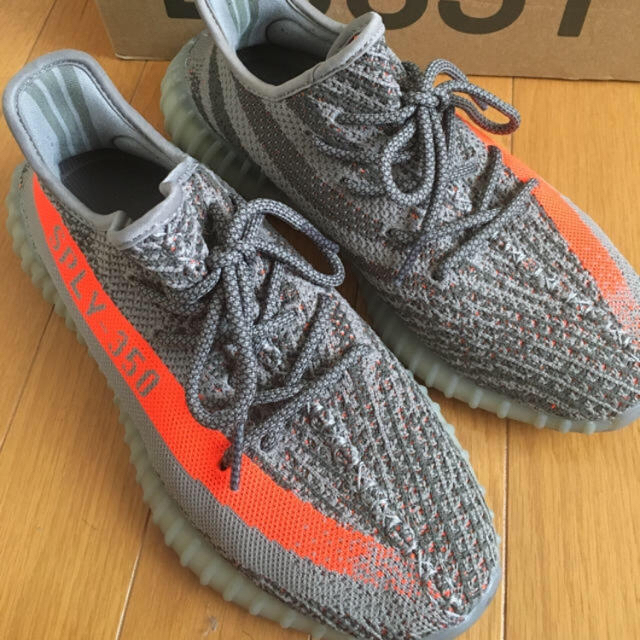 国内正規 YEEZY BOOST 350 V2 アディダス イージー ブースト