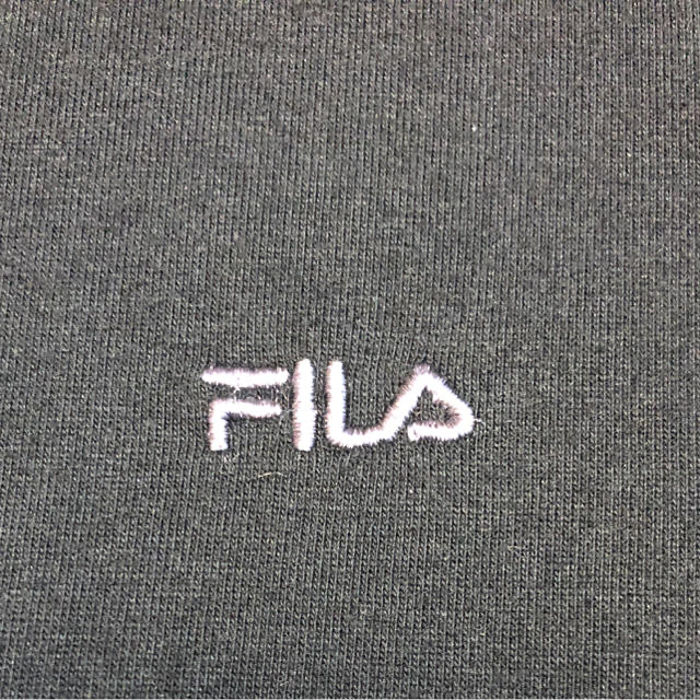FILA(フィラ)のFila フィラ 黒 半袖 Tシャツ レディースのトップス(Tシャツ(半袖/袖なし))の商品写真