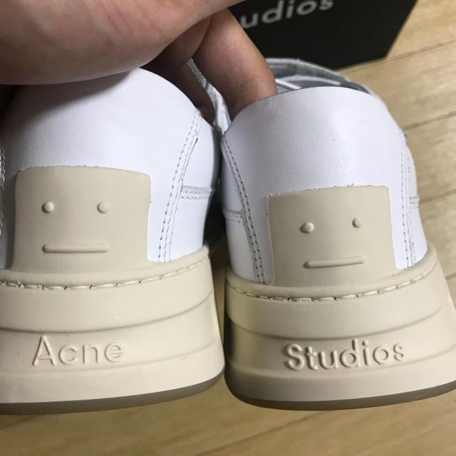 ACNE(アクネ)のAcne Studios スニーカー Perey ホワイト メンズの靴/シューズ(スニーカー)の商品写真