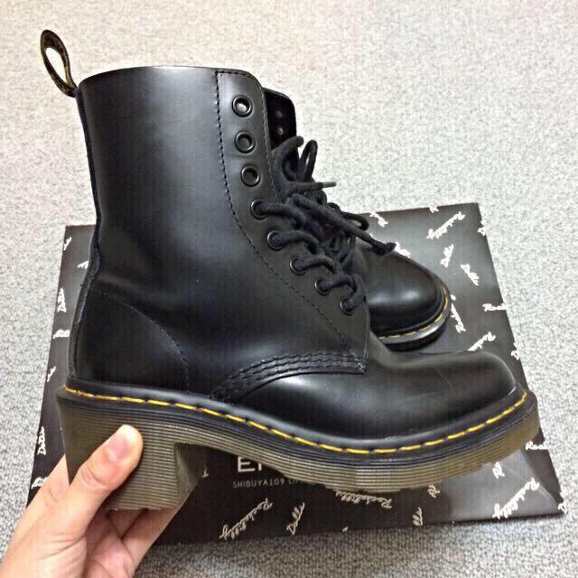 Dr.Martens(ドクターマーチン)のDr.Martin 定番ブーツ レディースの靴/シューズ(ブーツ)の商品写真