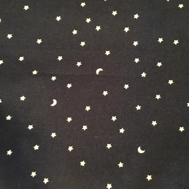 《月と星柄》抱っこ紐収納カバー＆よだれカバー☆Ｌサイズ☆ ハンドメイドのキッズ/ベビー(外出用品)の商品写真