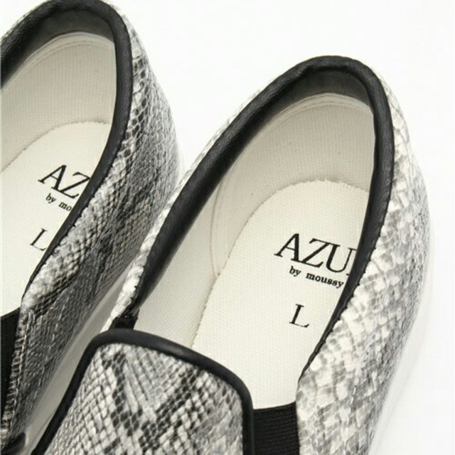 AZUL by moussy(アズールバイマウジー)の完売品新品未使用AZULbyMoussyパイソン柄スリッポン レディースの靴/シューズ(スリッポン/モカシン)の商品写真