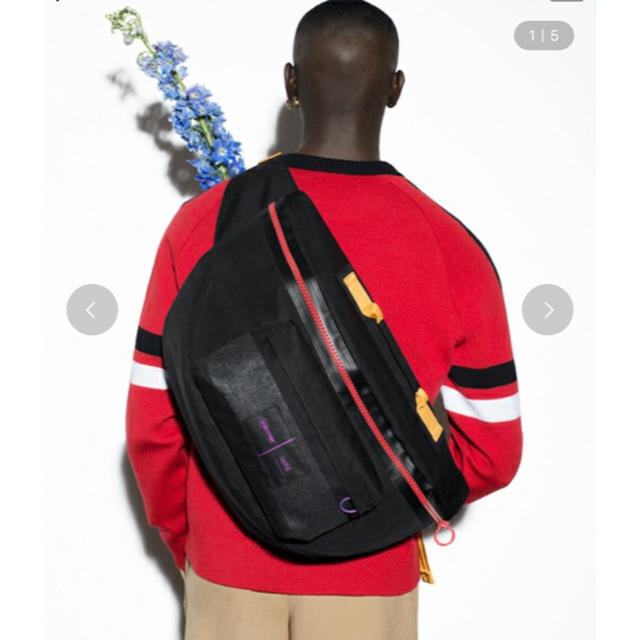EASTPAK(イーストパック)の専用ami×eastpak ショルダーバック メンズのバッグ(ショルダーバッグ)の商品写真