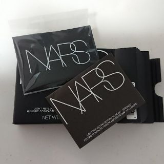 ナーズ(NARS)のパフ、箱あり(その他)