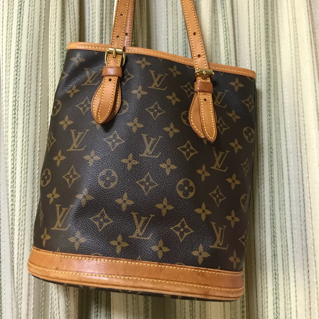 LOUIS VUITTON - ルイヴィトン バケツ型の通販 by キコ's shop｜ルイ