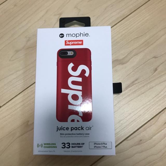 Supreme(シュプリーム)のMophie iPhone 8 Plus Juice Pack Air 赤 スマホ/家電/カメラのスマートフォン/携帯電話(バッテリー/充電器)の商品写真