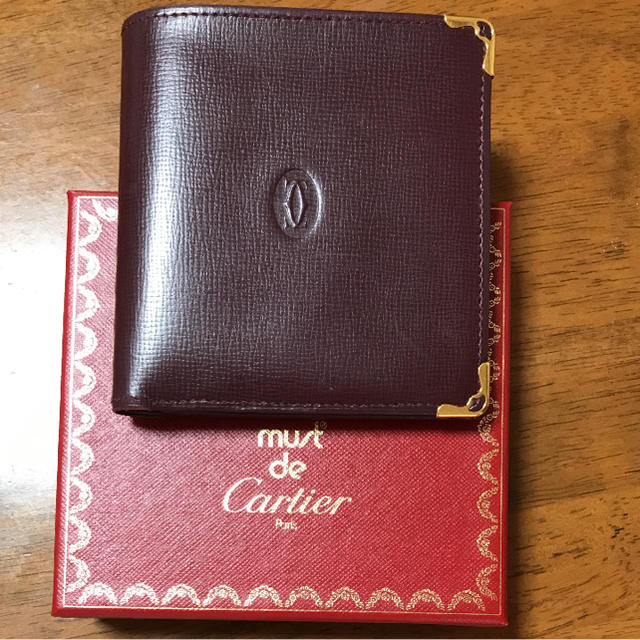 Cartier - 良品☆ カルティエ 二つ折り財布 メンズ 箱付き ボルドーの