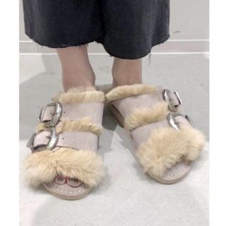 アパルトモンドゥーズィエムクラス(L'Appartement DEUXIEME CLASSE)の新品⭐️Deuxieme Classe／CAMINANDO FUR SANDAL(サンダル)