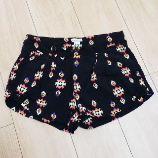 フォーエバートゥエンティーワン(FOREVER 21)のフォーエバー21ショートパンツ XSサイズ☆ZARA H&M アメリカンアパレル(ショートパンツ)