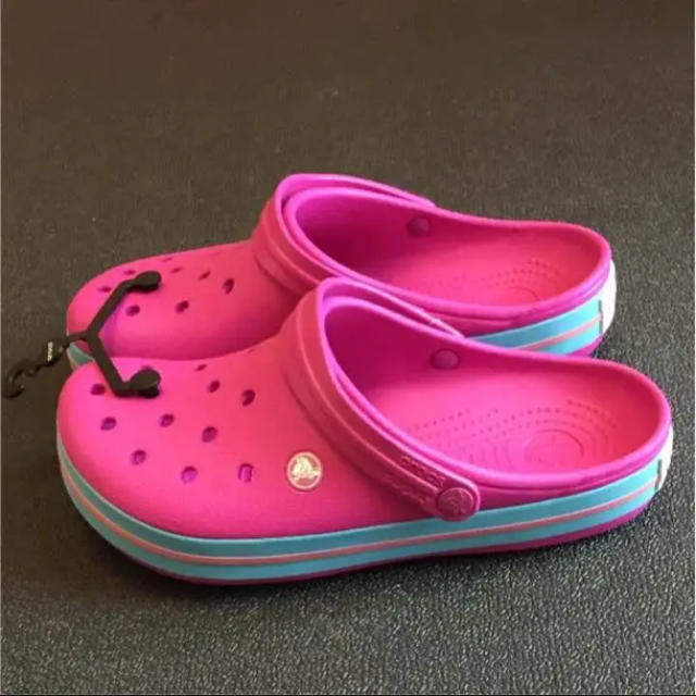 crocs(クロックス)の限定特価中‼️クロックス  ２６センチ  新品 メンズの靴/シューズ(サンダル)の商品写真