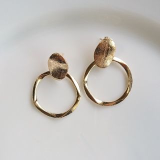 ハンドメイド  ゴールド  ピアス(ピアス)