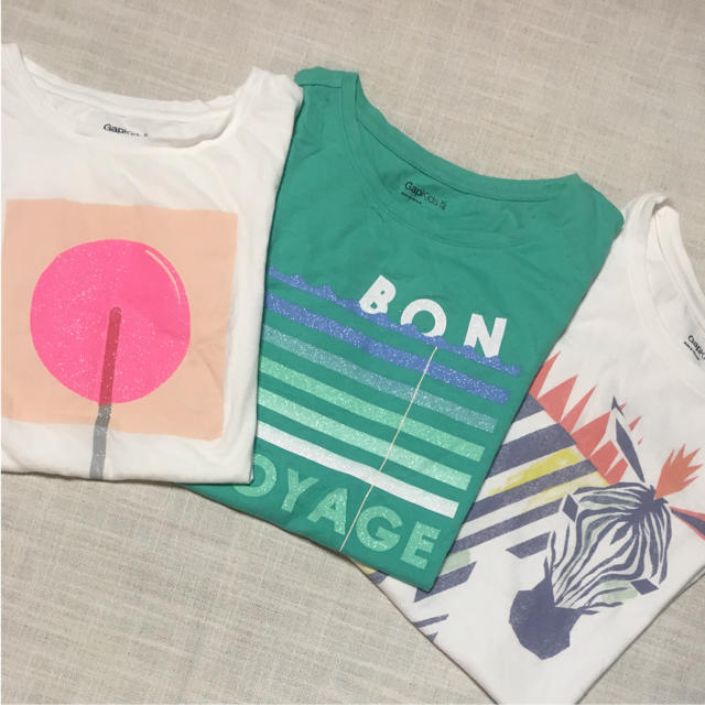 GAP(ギャップ)のGAP Tシャツ ３枚セット 150 キッズ/ベビー/マタニティのキッズ服女の子用(90cm~)(Tシャツ/カットソー)の商品写真