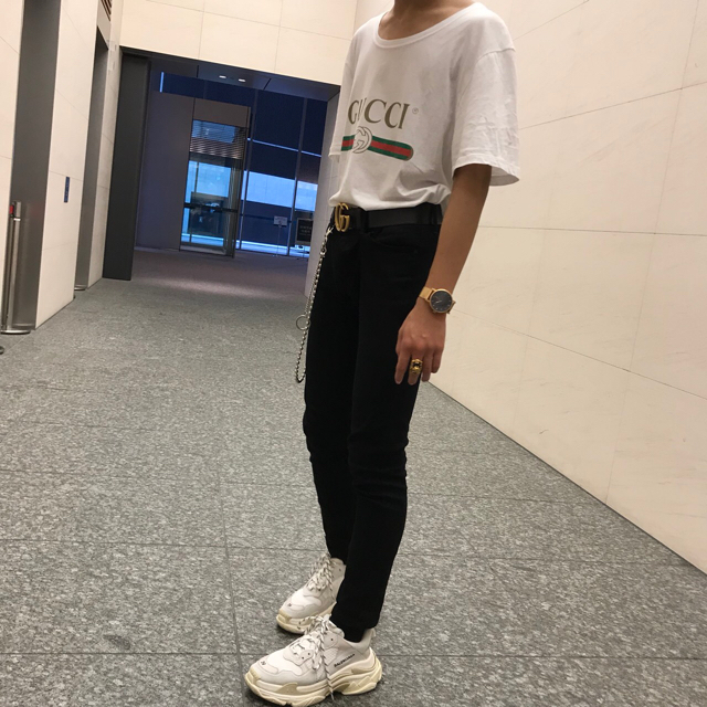 Gucci(グッチ)のGucci ロゴ Tシャツ メンズのトップス(Tシャツ/カットソー(半袖/袖なし))の商品写真