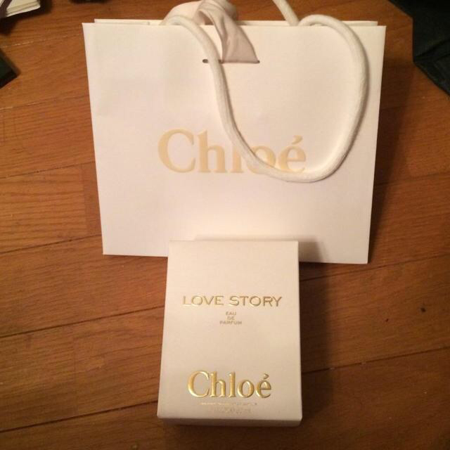 Chloe(クロエ)のChloe LOVESTORY 50ml コスメ/美容の香水(香水(女性用))の商品写真