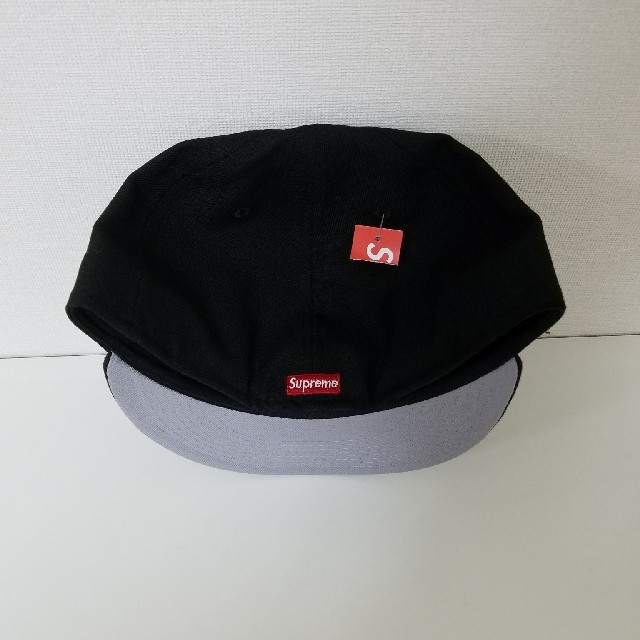 Supreme　NewEra 　Black　キャップ