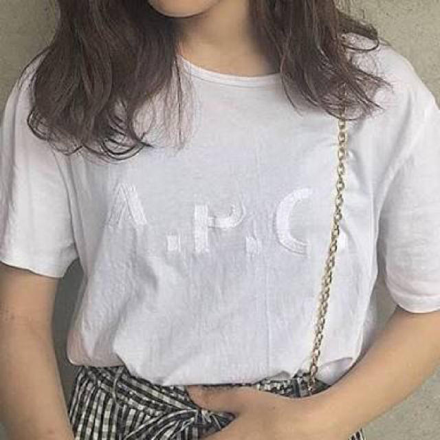 Tシャツ/カットソー(半袖/袖なし)APC 刺繍ロゴTシャツ