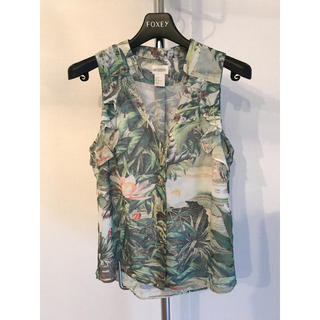 エイチアンドエム(H&M)の【未使用品】H&M トップス👚32サイズ(シャツ/ブラウス(半袖/袖なし))