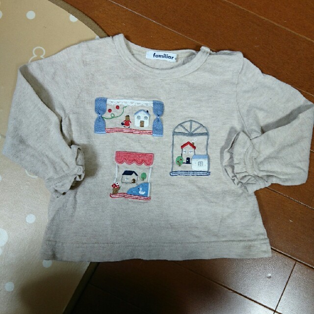 familiar(ファミリア)のファミリアのロンt☆90 80 カットソー キッズ/ベビー/マタニティのキッズ服女の子用(90cm~)(Tシャツ/カットソー)の商品写真