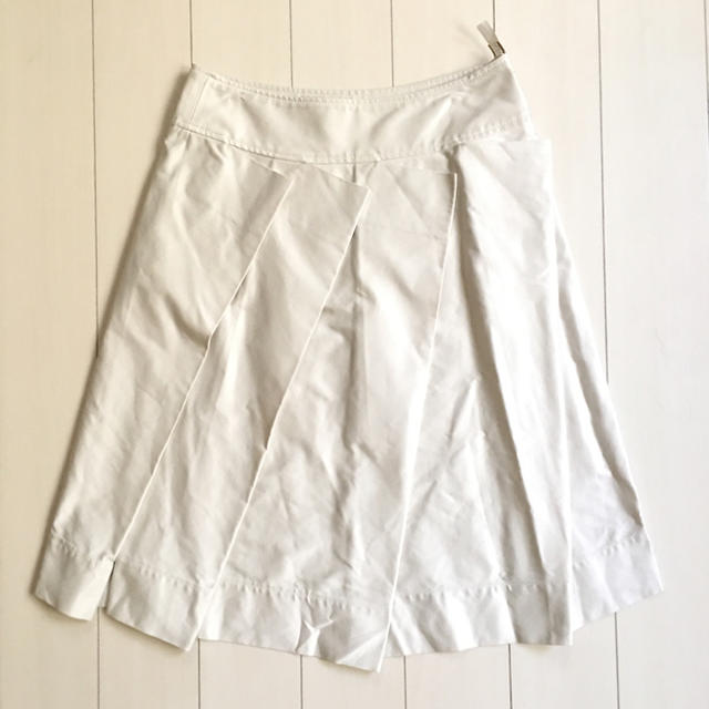 Vivienne Westwood(ヴィヴィアンウエストウッド)のクリーニングタグ付 美品✧*vivienne westwoodスカート 日本製 レディースのスカート(ひざ丈スカート)の商品写真