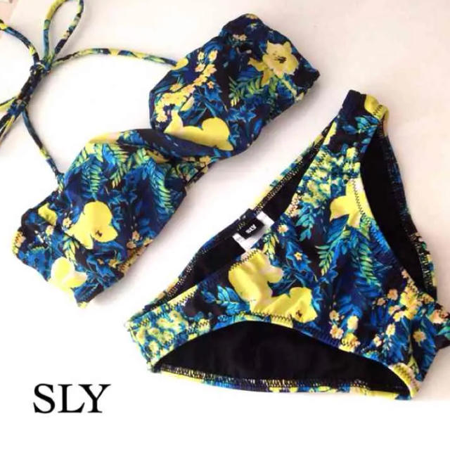 SLY(スライ)のSLY ビキニ レディースの水着/浴衣(水着)の商品写真