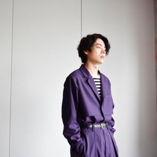 アンユーズド(UNUSED)の菅田将暉着用 ETHOSENS 17ss ハイウエストスラックス パープル(スラックス)