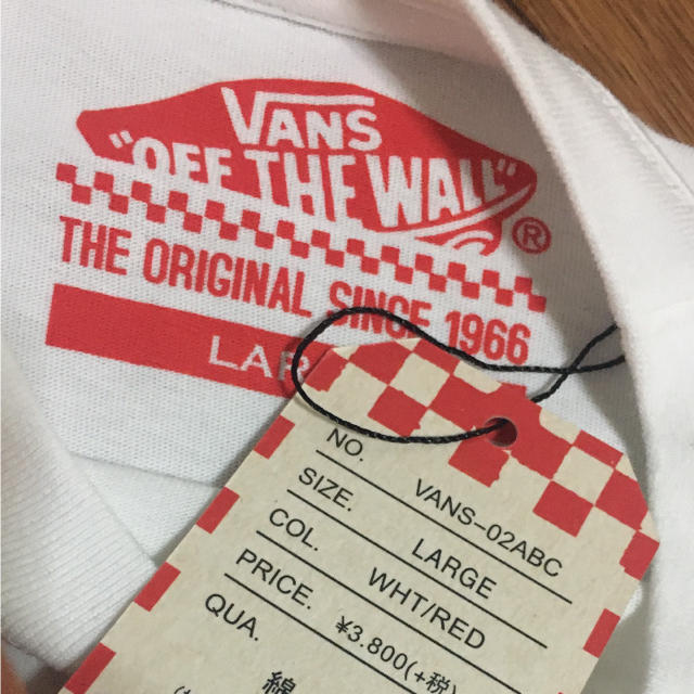 VANS(ヴァンズ)のvans tシャツ L レディースのトップス(Tシャツ(半袖/袖なし))の商品写真