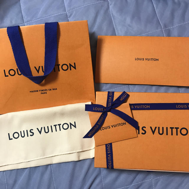 LOUIS VUITTON(ルイヴィトン)のLOUIS VUITTON ショッパー  レディースのバッグ(ショップ袋)の商品写真