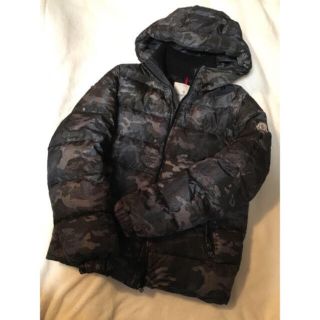 モンクレール(MONCLER)のたむちゃん様専用♡モンクレールMONCLER美品カムフラージュ ダウン♡送料込み(ダウンジャケット)