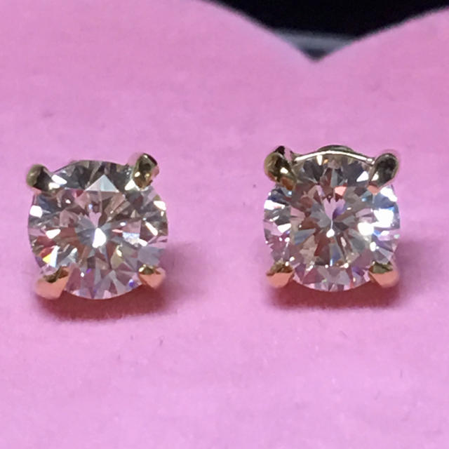 １８Ｋ ペリドット＆オパール 亀×うさぎモティーフ フープピアス