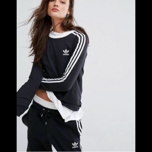 adidas(アディダス)の日本未発売 adidas Originals ロングT＊カーディガン レディースのトップス(Tシャツ(長袖/七分))の商品写真