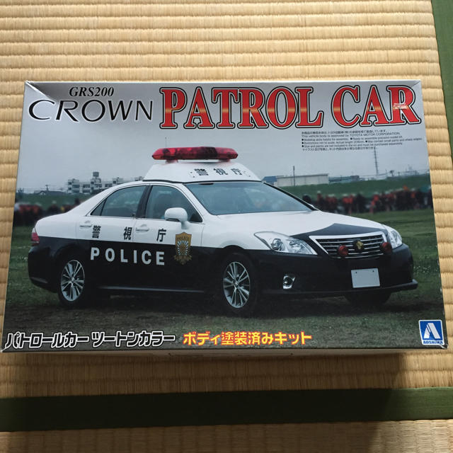 AOSHIMA(アオシマ)の☆みっちーさん専用☆パトカープラモデル CROWN GRS200 エンタメ/ホビーのおもちゃ/ぬいぐるみ(プラモデル)の商品写真