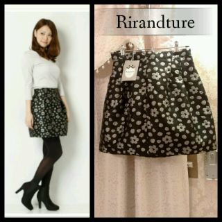 リランドチュール(Rirandture)のタグ付＊花模様スカート(ミニスカート)