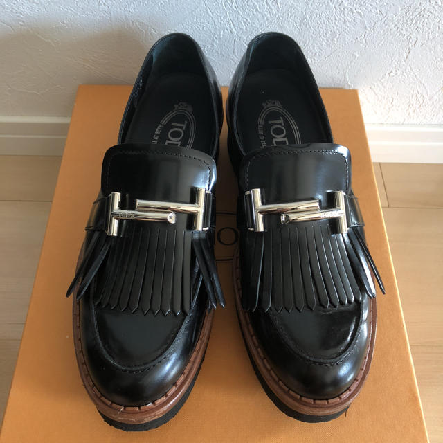 美品★TOD’S W T ブラック プラットフォームローファー