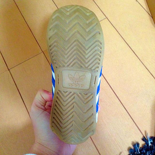 adidas(アディダス)のスニーカー@adidas キッズ/ベビー/マタニティのキッズ靴/シューズ(15cm~)(その他)の商品写真