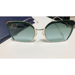 Fendi 新品 Fendi Ffロゴ入り 18年夏新型 グリーンサングラスの通販 By ハイエンドファッションと日本未入荷アお洋服とコスメ フェンディならラクマ