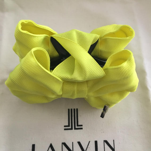 LANVIN en Bleu(ランバンオンブルー)のヘアクリップ LANVIN en Bleu レディースのヘアアクセサリー(バレッタ/ヘアクリップ)の商品写真