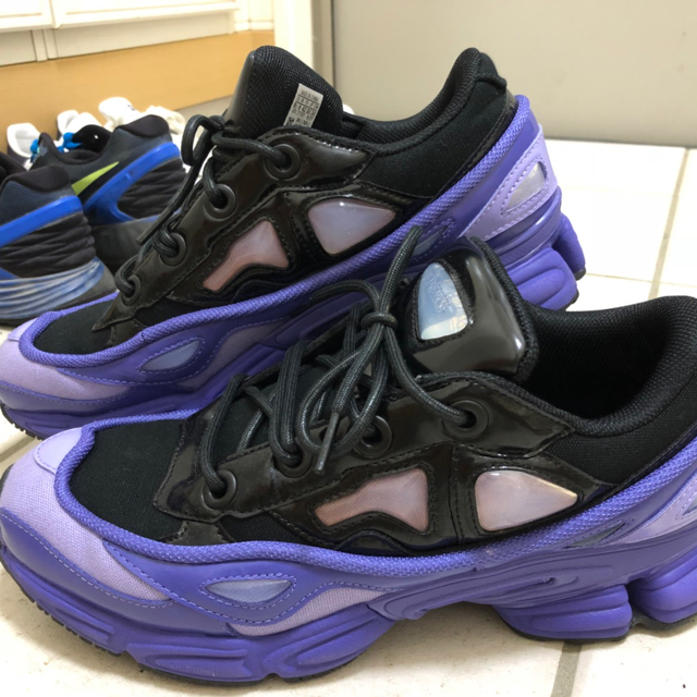 RAF SIMONS(ラフシモンズ)のOzweegoⅢ Adidas by raf simons メンズの靴/シューズ(スニーカー)の商品写真