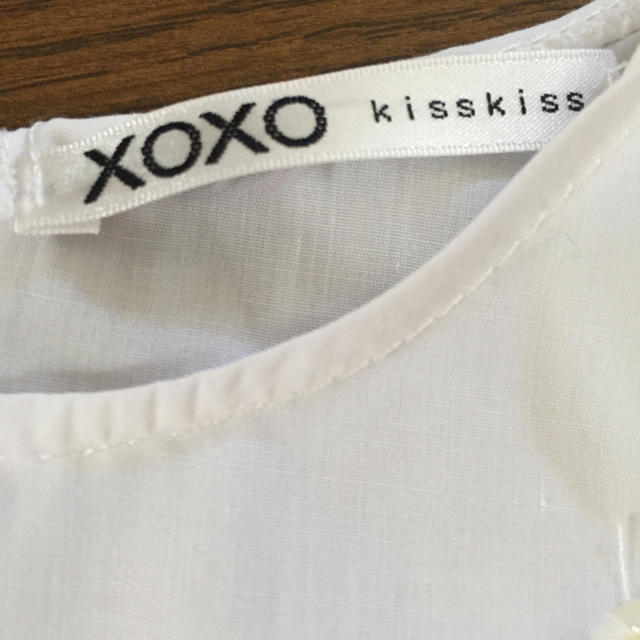 XOXO(キスキス)の白  ブラウス  ブランド  XOXO レディースのトップス(シャツ/ブラウス(半袖/袖なし))の商品写真