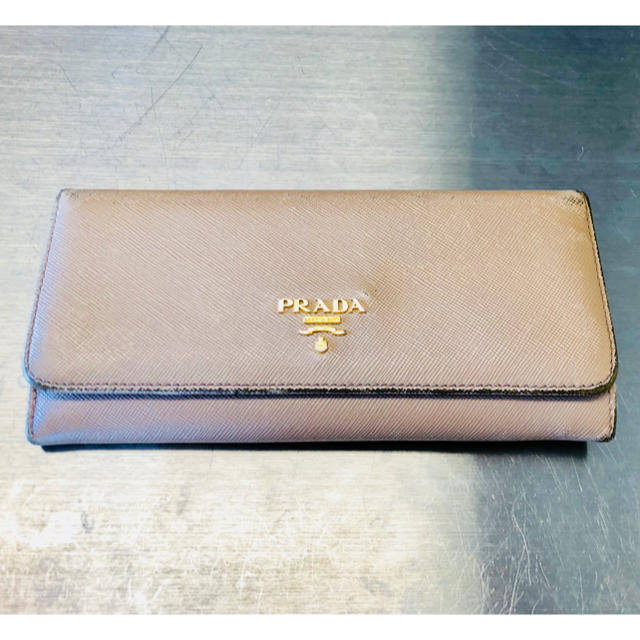 PRADA(プラダ)のPRADA 長財布 レディースのファッション小物(財布)の商品写真