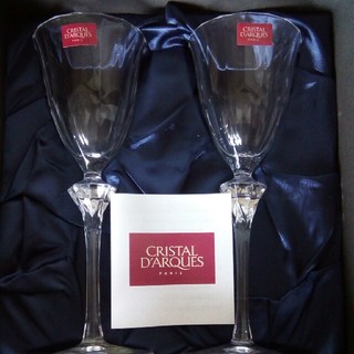 クリスタルダルク(Cristal D'Arques)の新品！　クリスタルダルク　ダマンティスペアワイングラスセット(グラス/カップ)