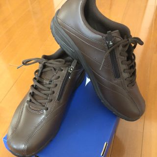 ミズノ(MIZUNO)の男性用運動靴  新品未使用(スニーカー)