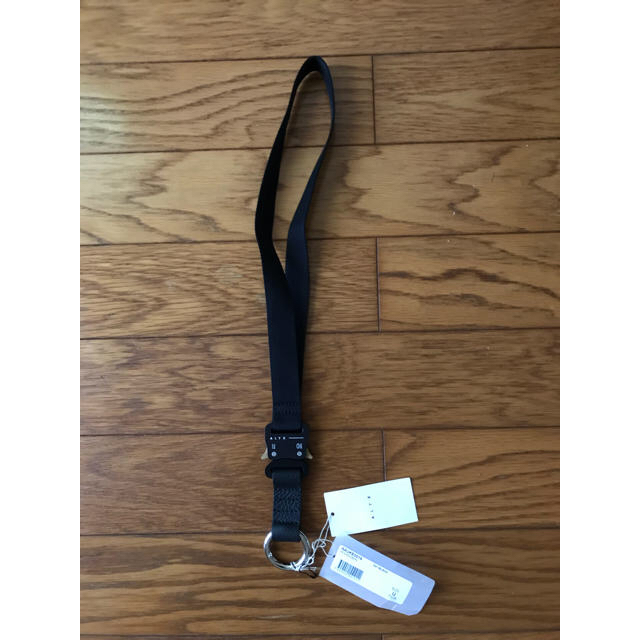 OFF-WHITE(オフホワイト)の【新品 未使用】ALYX KeyHolder2 メンズのファッション小物(キーホルダー)の商品写真