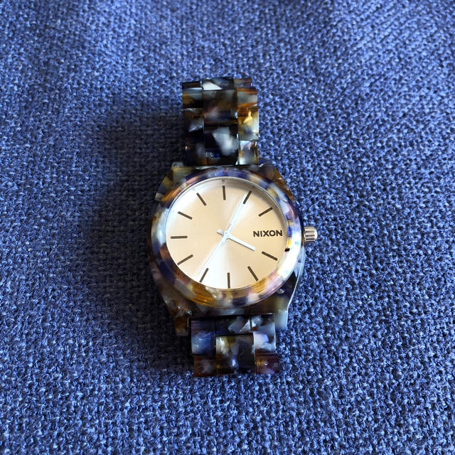NIXON(ニクソン)のNIXON腕時計。べっ甲。 レディースのファッション小物(腕時計)の商品写真