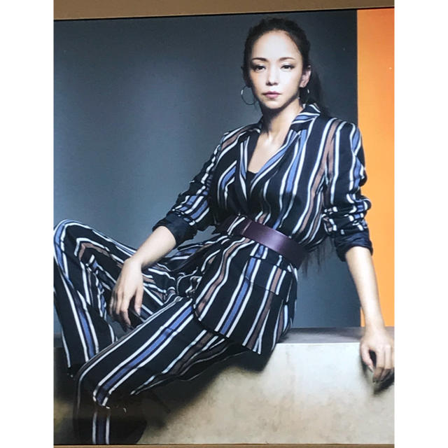 H&M(エイチアンドエム)の安室奈美恵×H&M ストライプ ジャケット パンツ セットアップ レディースのジャケット/アウター(テーラードジャケット)の商品写真