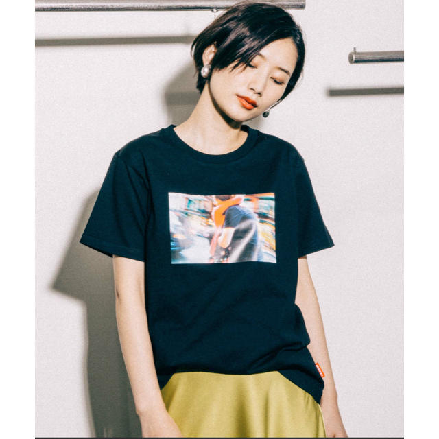 Adam et Rope'(アダムエロぺ)のAudrey and john wad Tシャツ レディースのトップス(Tシャツ(半袖/袖なし))の商品写真